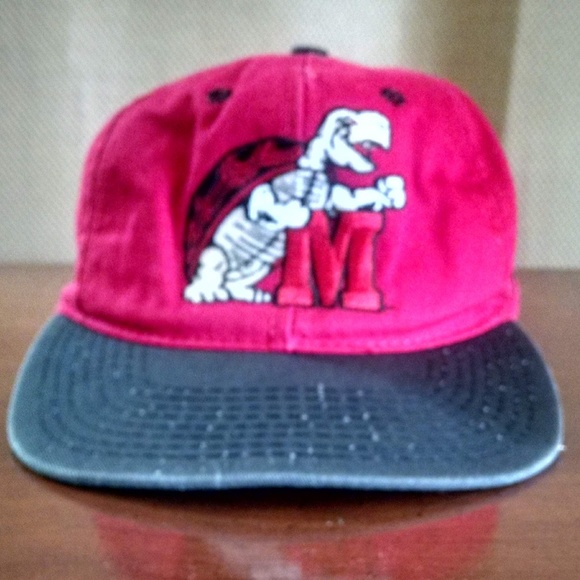** HOST PICK** Vintage University of Maryland cap - Picture 2 of 7